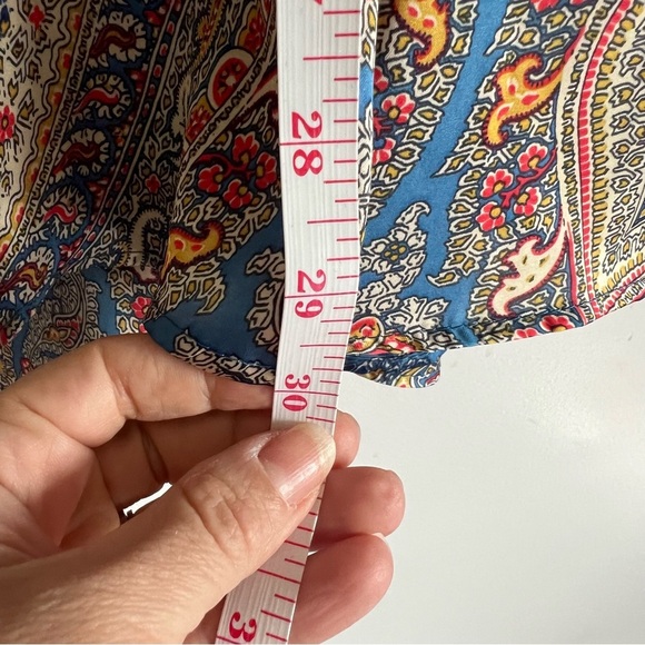 Beautiful Paisley Print Women's Maxi Skirt with Sash & Wood Button Details - Picture 3 of 8